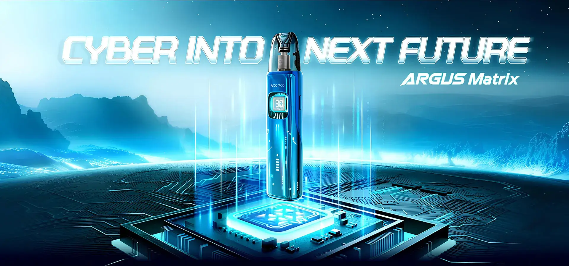 VOOPOO ARGUS Matrix 阿格斯 Matrix 電子煙主機細節特寫。透明外殼設計展示內部晶片結構與側邊螢幕，清晰顯示目前的 30W 輸出功率與電池電量條。