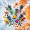 FruitLab 水果實驗室 尼古丁鹽煙油合集主圖。多個帶有不同口味標籤（綠豆、荔枝、芒果、老冰棍、可樂）的黑色瓶子（30ml/30mg）懸浮於充滿冰塊、飛濺果汁、濃郁白霧與實驗室玻璃器皿的魔幻背景中。強調其專為小煙設備優化的順滑丁鹽配方與令人難以抗拒的冰爽果香體驗。現正推出買五送一優惠，替煙過渡首選。